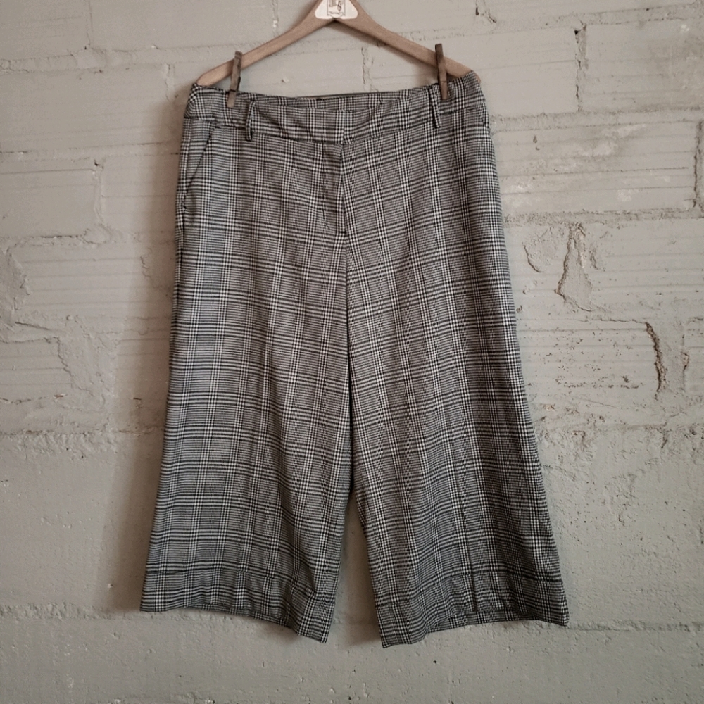 Black & White Houndstooth Cropped Wide Leg Trouser